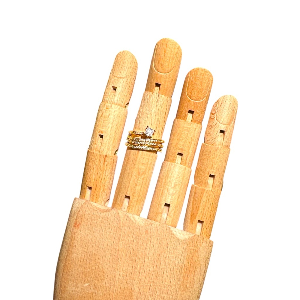 Ring - Picture 2 of 2